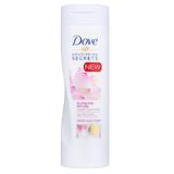 Testápoló Lótuszvirág Kivonattal  - Dove Nourshing Secret Glowing Ritual Body Lotion with Lotus Flower Extract & Rice Water, 250 ml