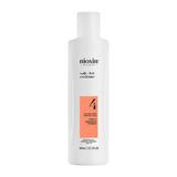 Professzionális erősítő törésgátló balzsam festett vagy sérült, előrehaladottan elvékonyodott hajra - Nioxin System 4 Scalp + Hair Conditioner, 300 ml